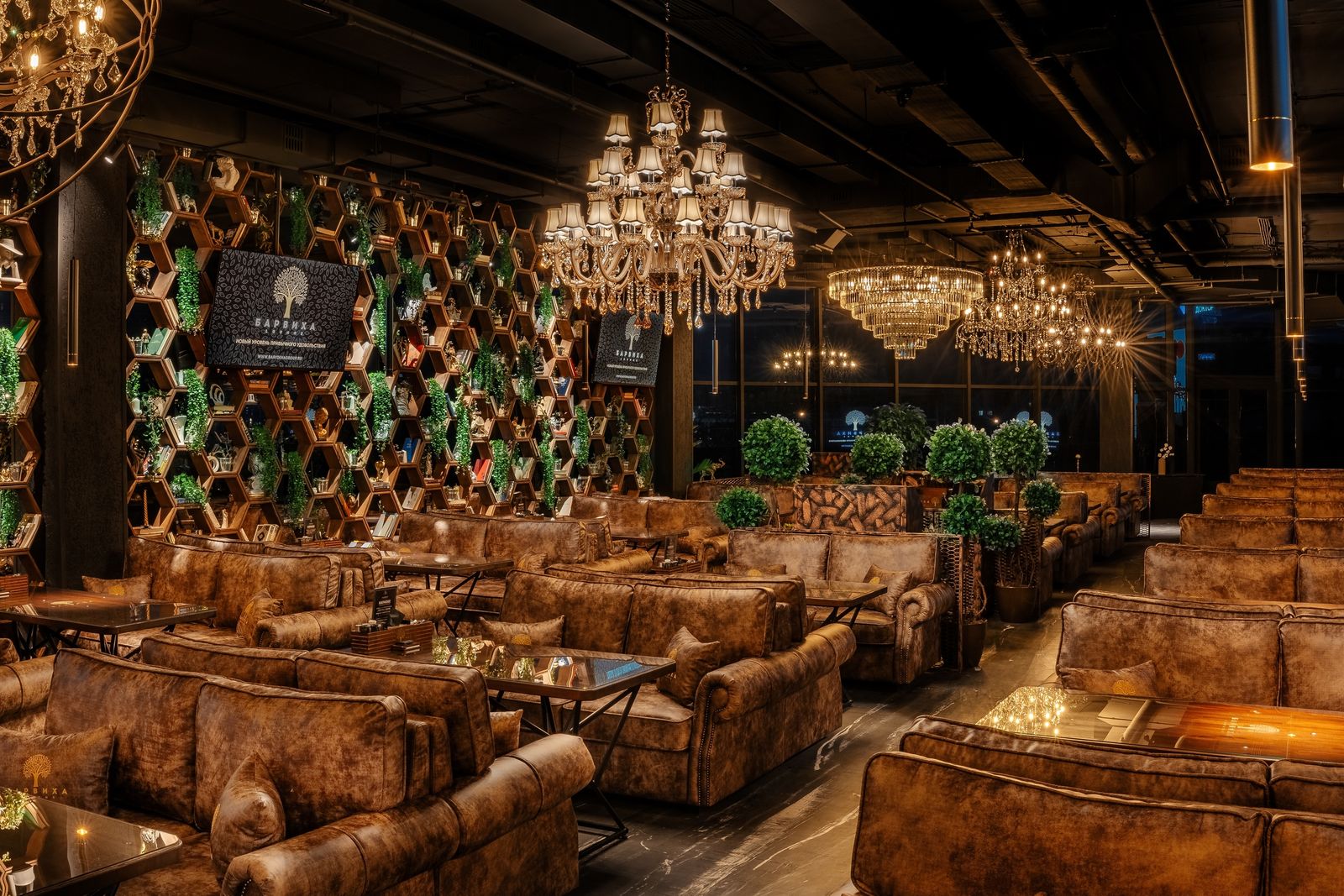 Барвиха Lounge, ТРЦ «Спектр», Тёплый Стан — кадр 01